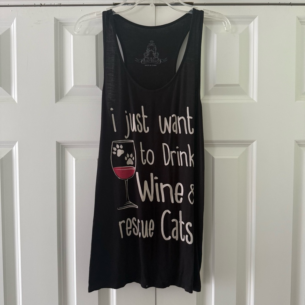 ⭐️ Black Graphic Tank - Wine & Rescue Cats